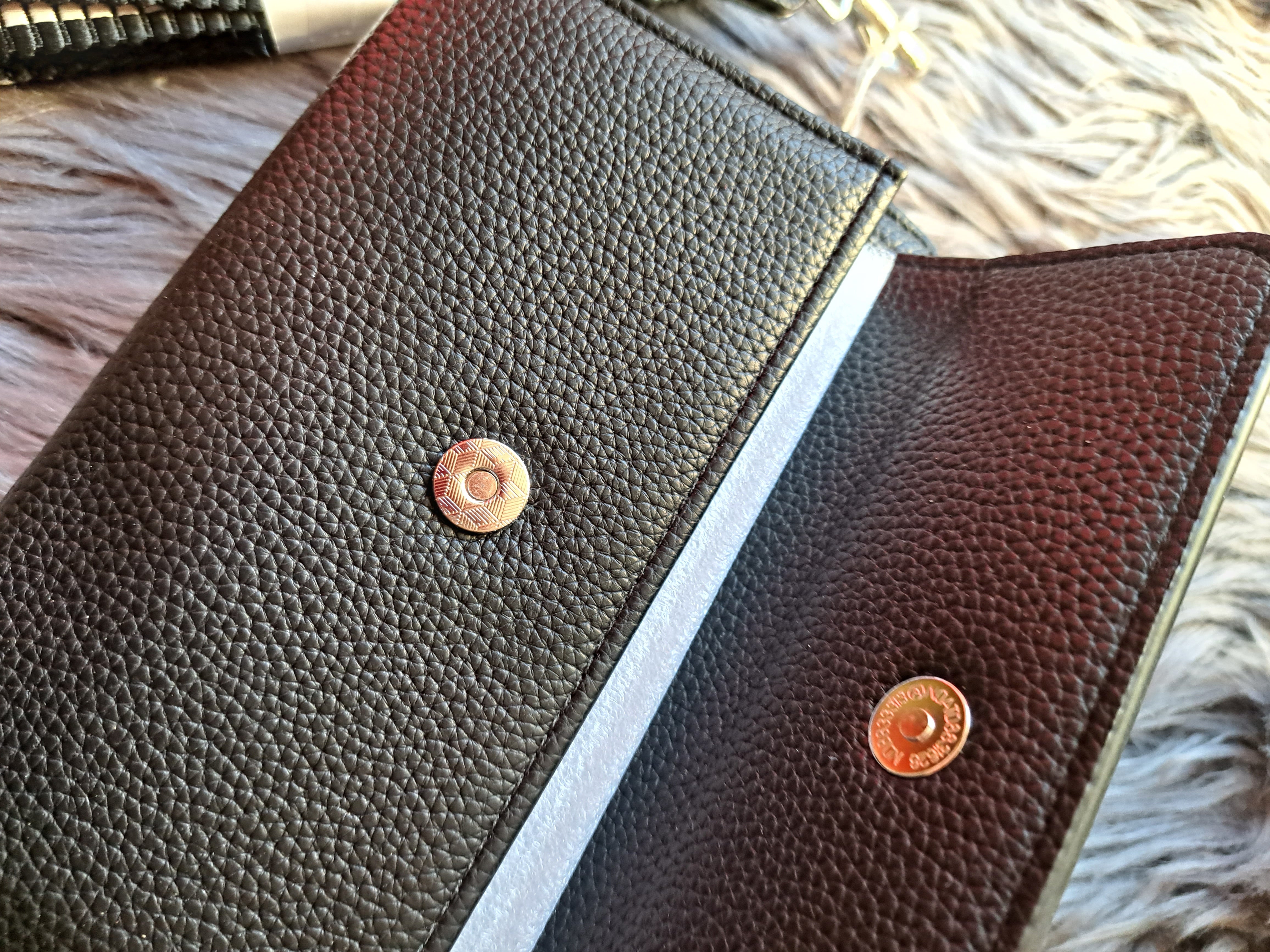 Handy-Handtasche mit Geldbörse schwarz