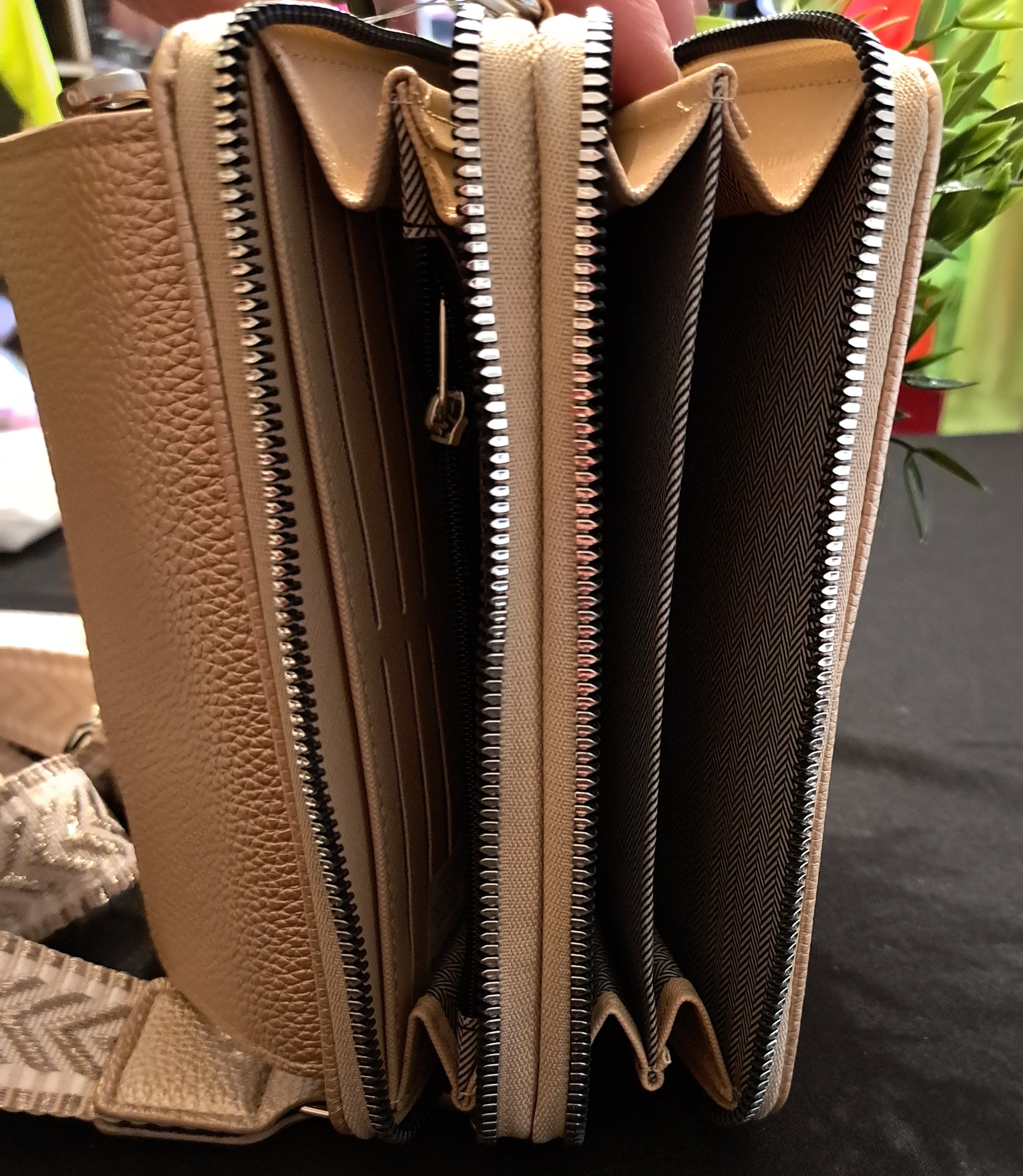 Handy-Handtasche mit Geldbörse Champagner