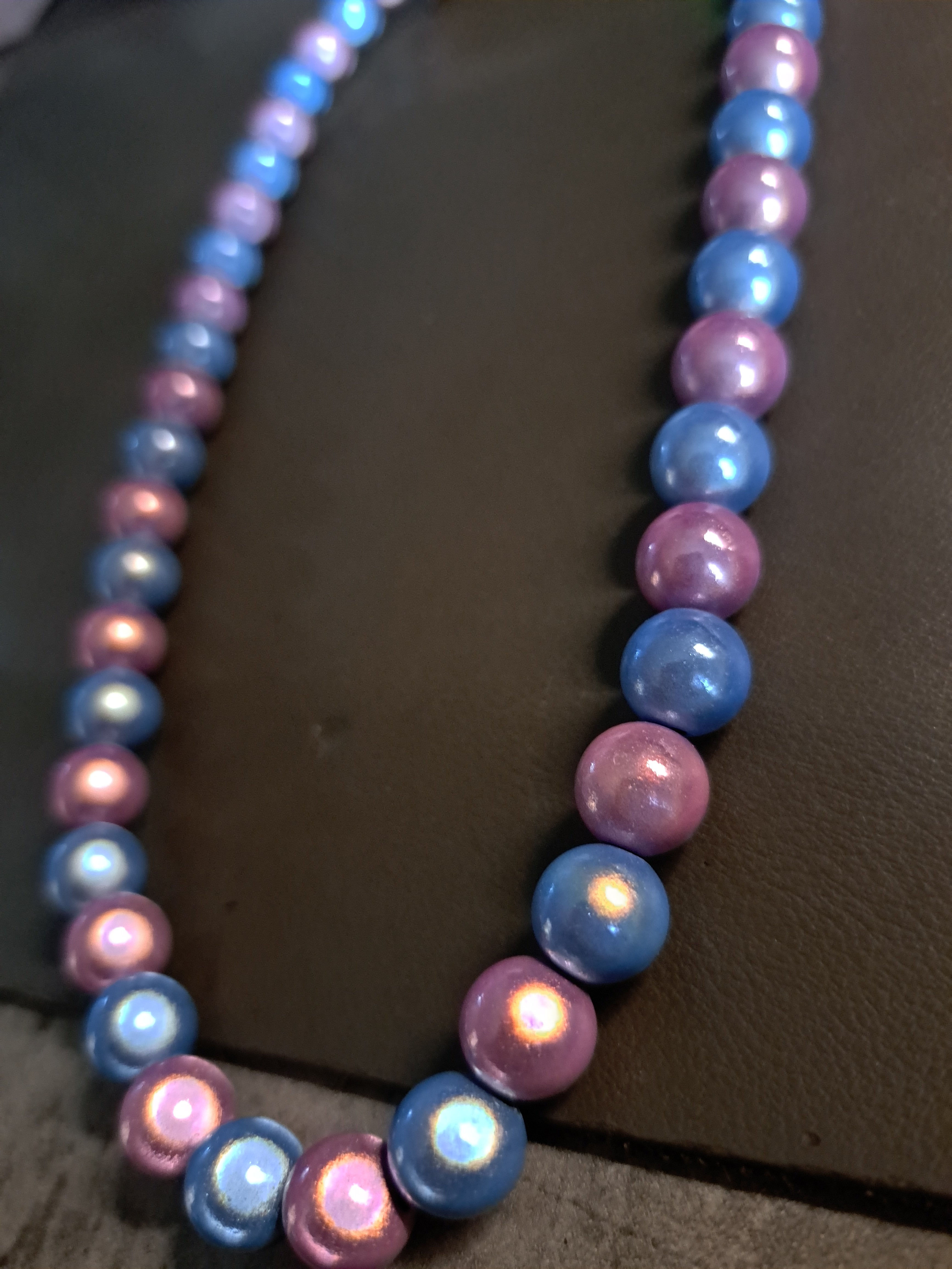 Magic Pearls Halskette blau rosa