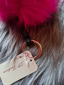 Schlüsselanhänger Flauschi Bordeaux rot