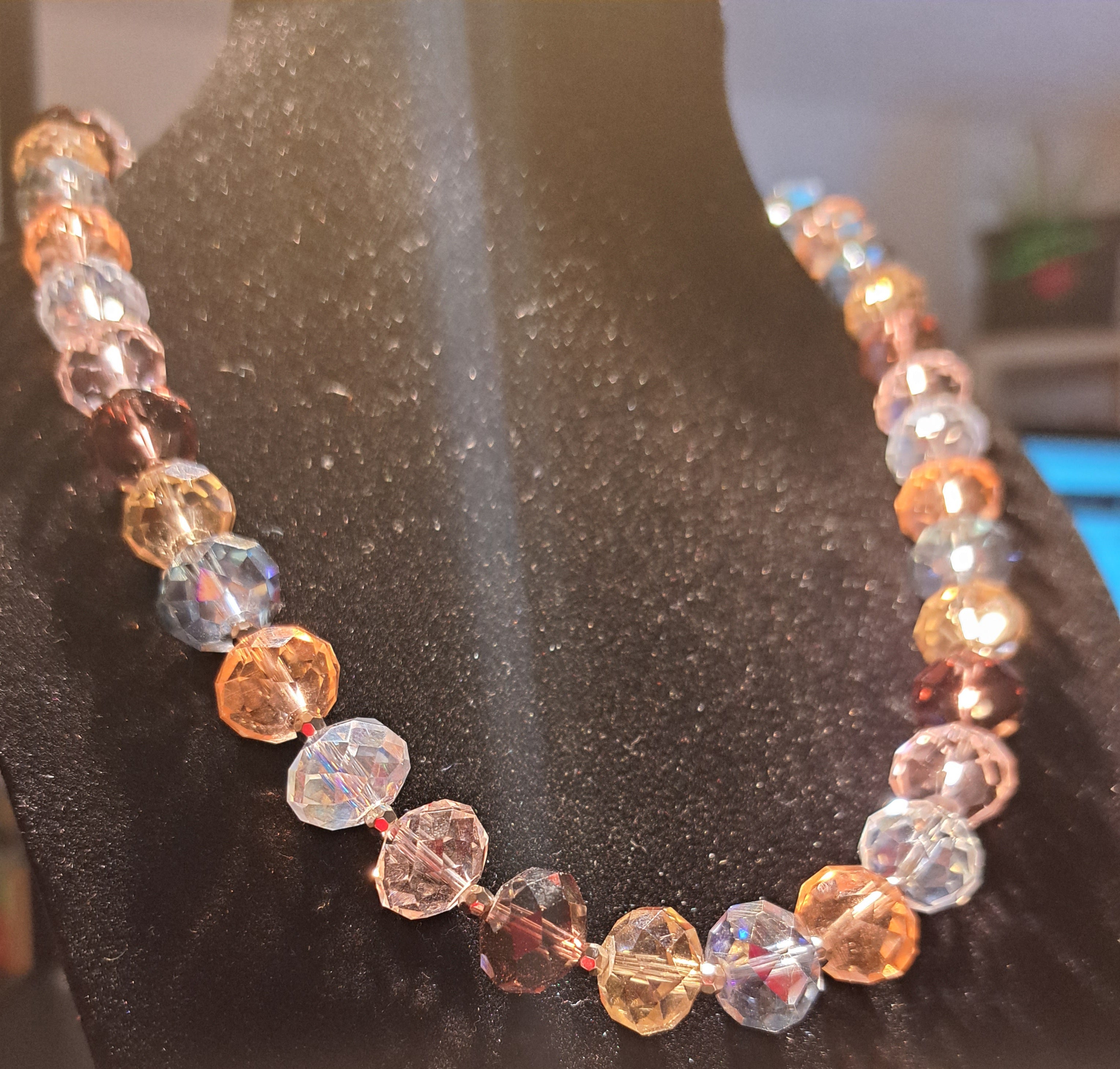 Perlen-Gitzerkette Multi hell