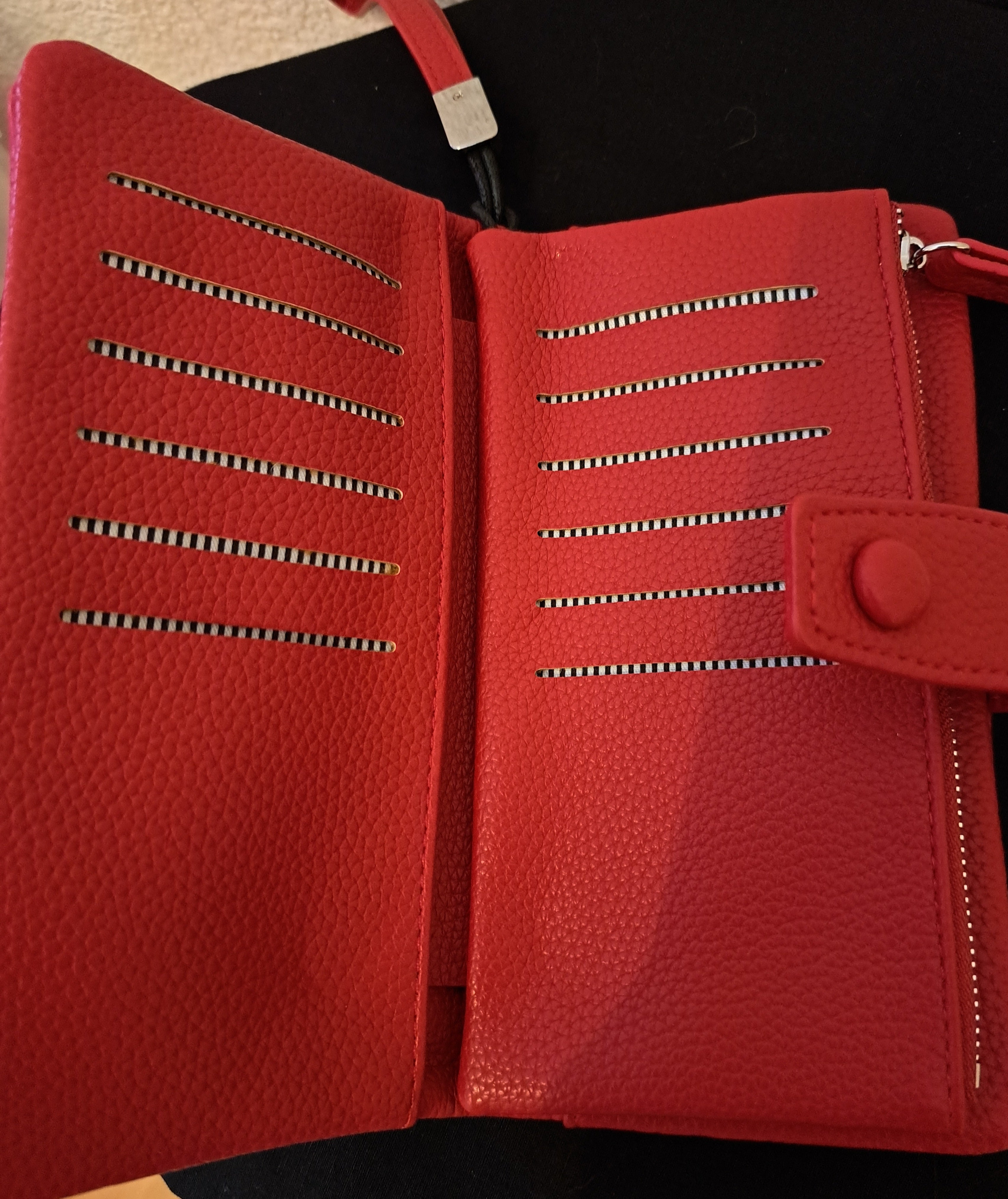 Geldbörse gross rot