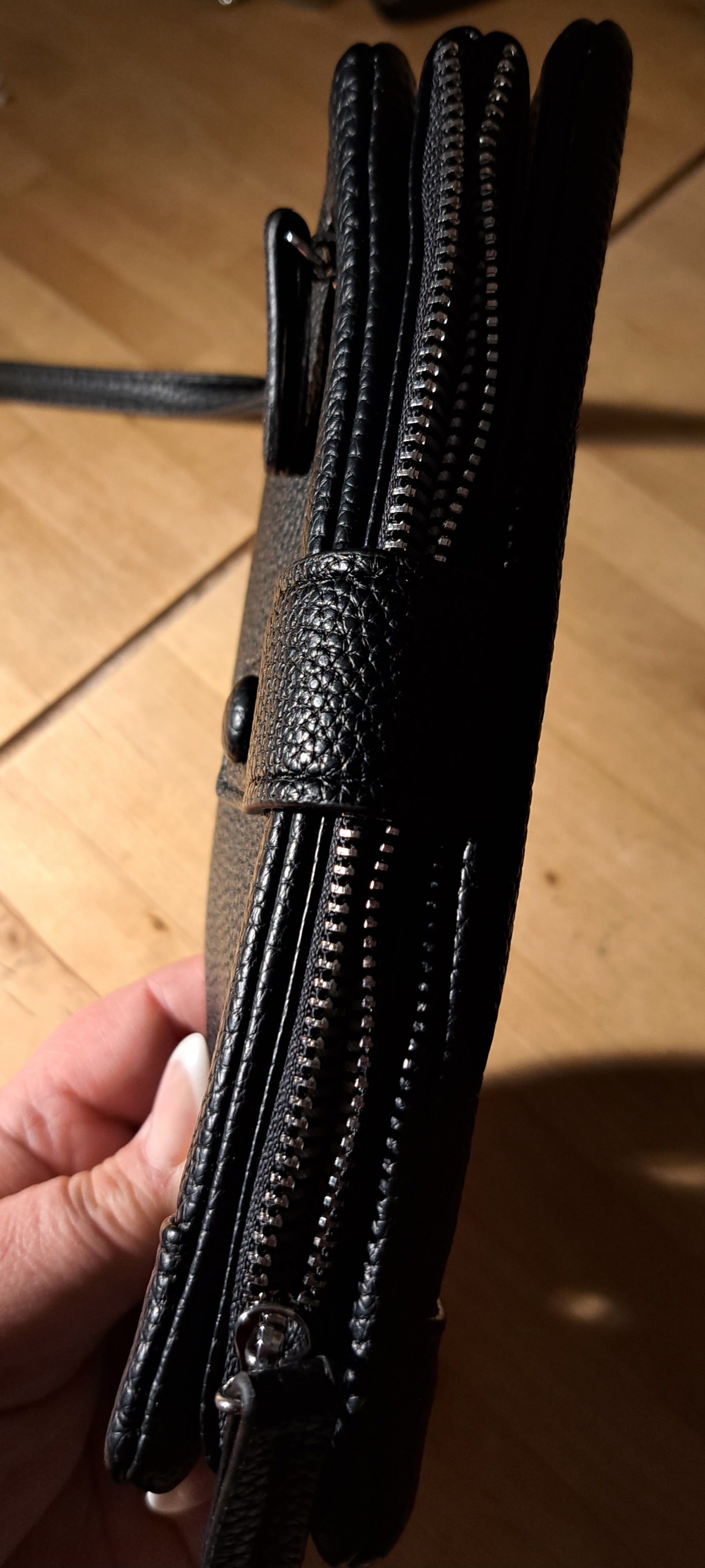 Geldbörse gross schwarz