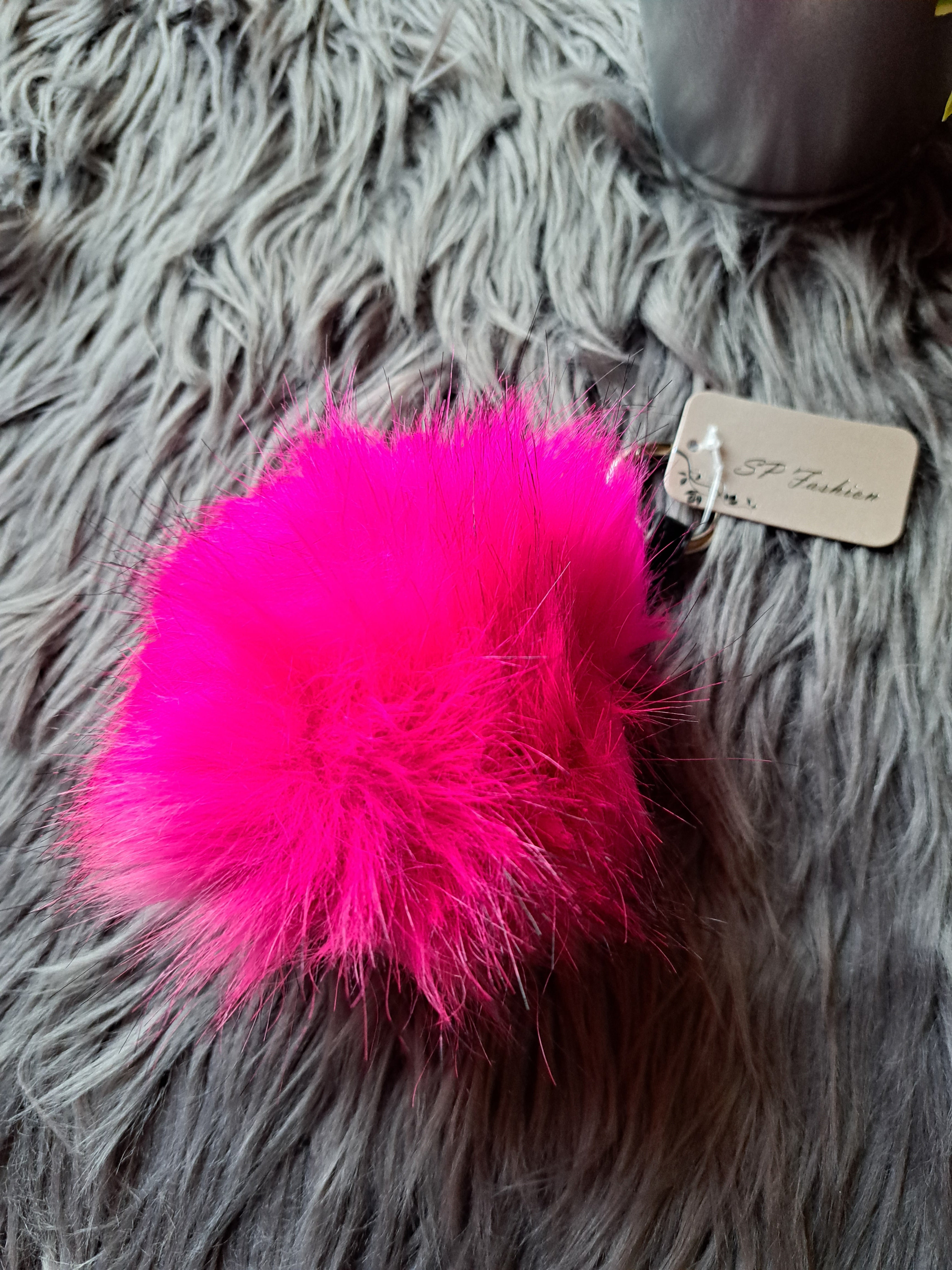 Schlüsselanhänger Flauschi Pink