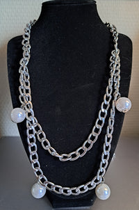 Long Kette mit Perlen Modell 06